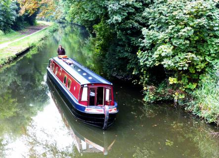 Bild 1 zur Urlaubsidee »Narrowboat Hausboot Charter in England / Schottland«