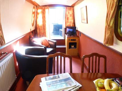 Bild 6 zur Urlaubsidee »Narrowboat Hausboot Charter in England / Schottland«