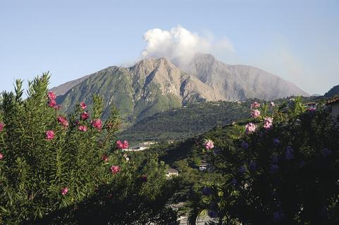 Bild 1 zur Urlaubsidee »Von Vulkan zu Vulkan - geführte Reise nach Saint Lucia, Montserrat & Dominica«